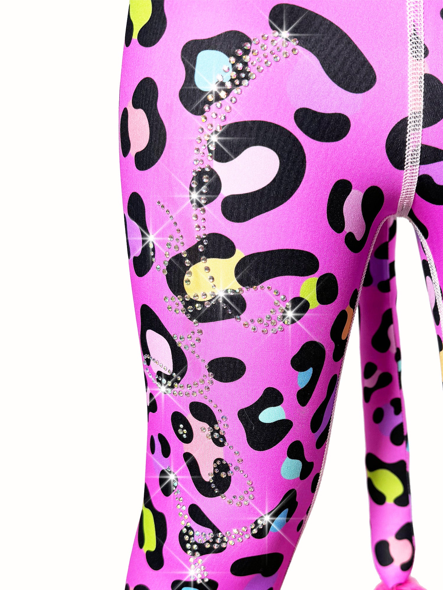 Detailed front view pink Leopard Leggings Rhinestones Tail Pants for Girls by Tailys.